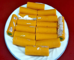 மேங்கோ சம்சம் ரோல்