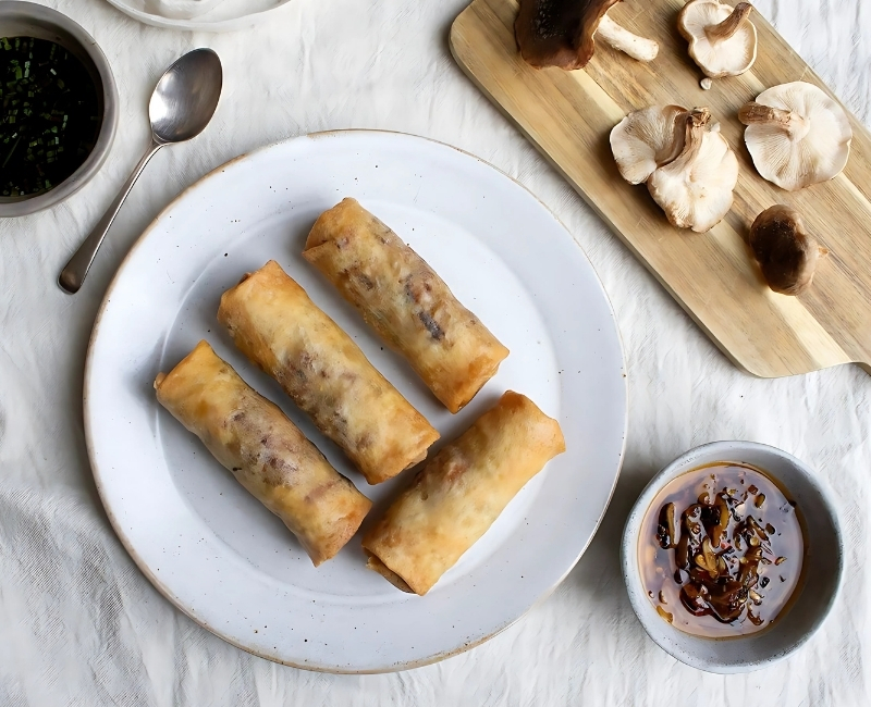 மஷ்ரூம் ஸ்பிரிங் ரோல்