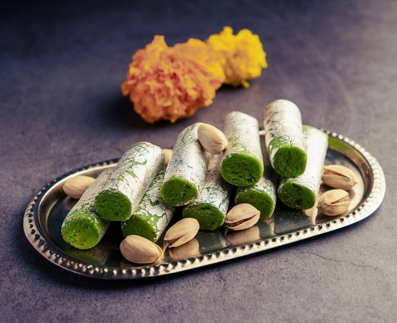 97 பிஸ்தா ரோல்