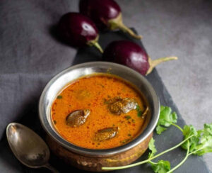 எண்ணெய் கத்தரிக்காய் குழம்பு